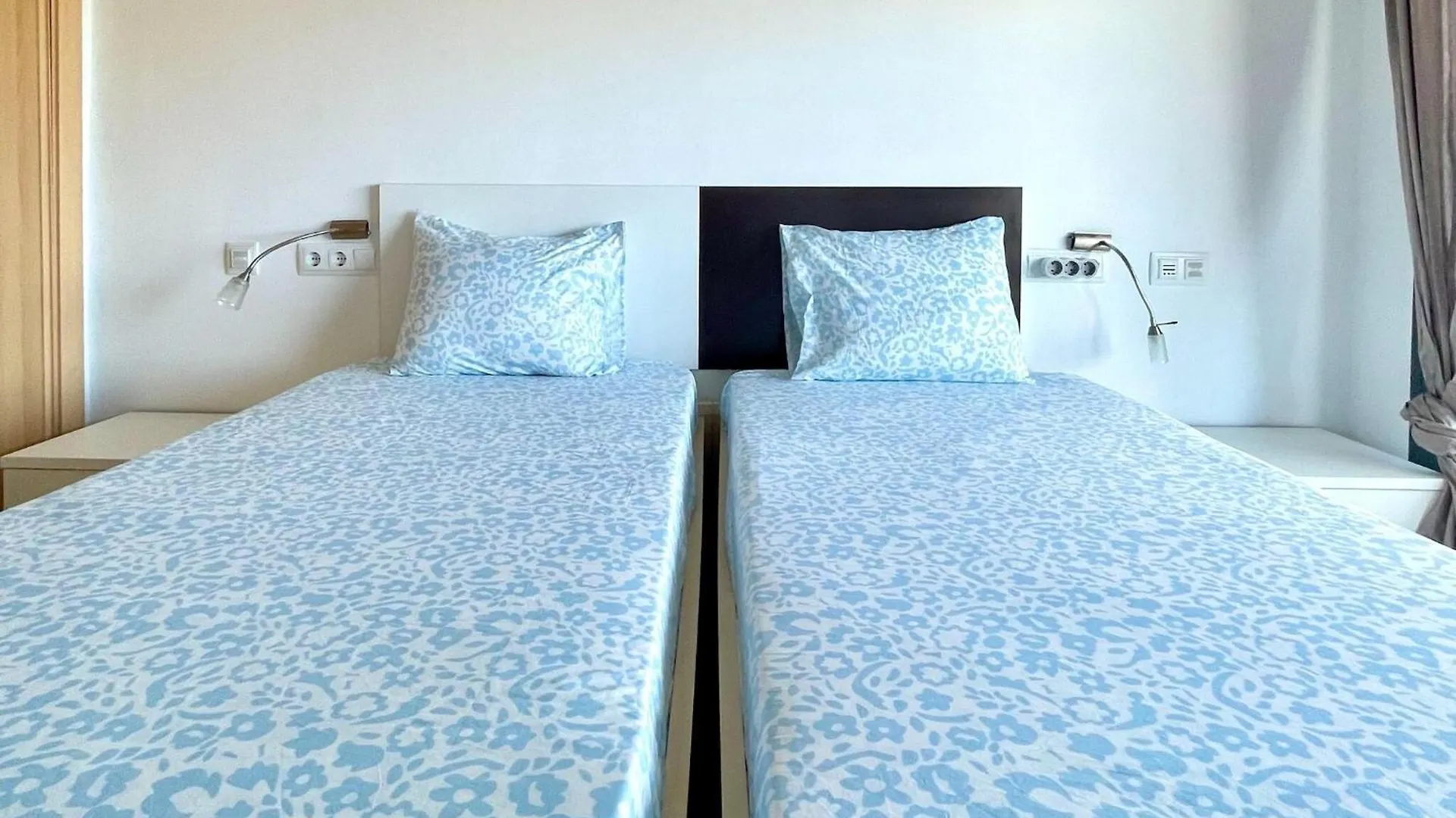 Apartment Playa Serena With Private Terrace In Front Of Sea Roquetas de Mar Spain
